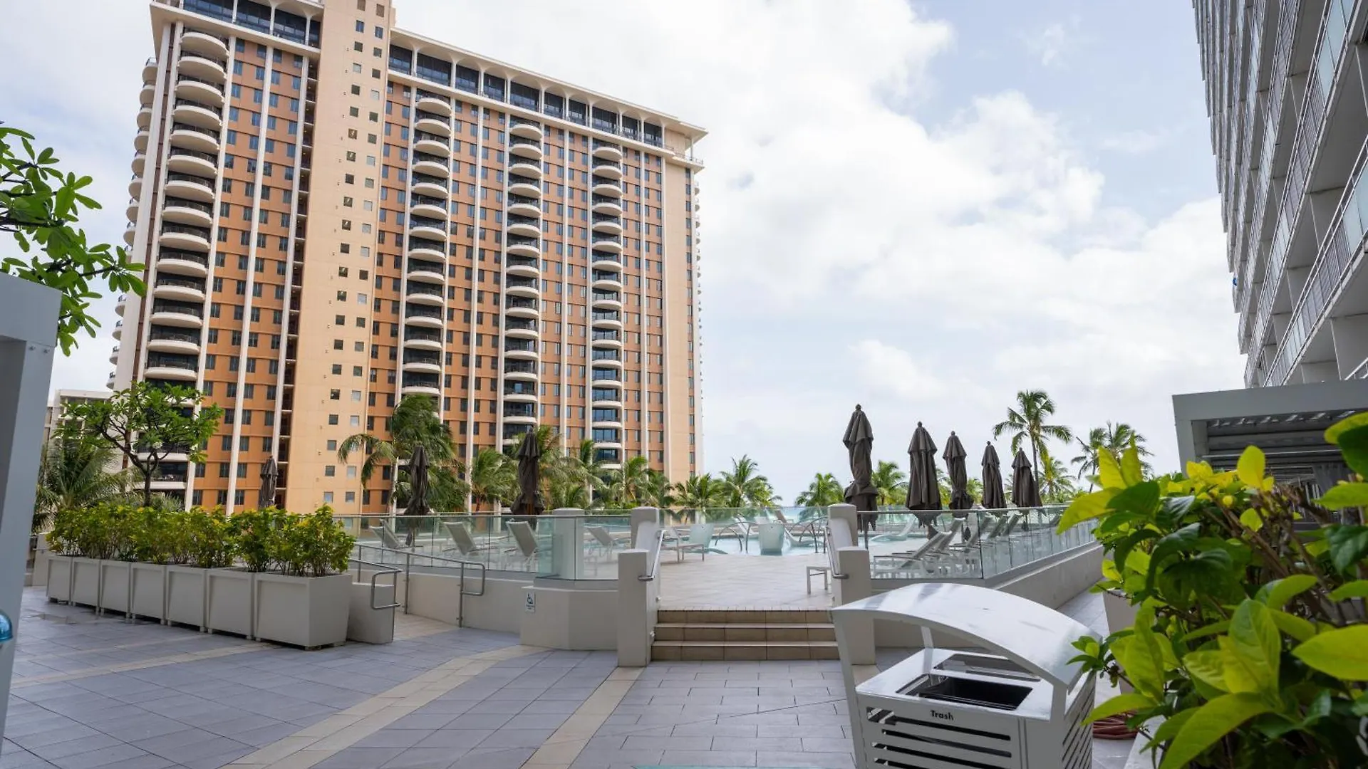 Romanna'S Oahu Getaway With Heated Pool & City Views Honolulu