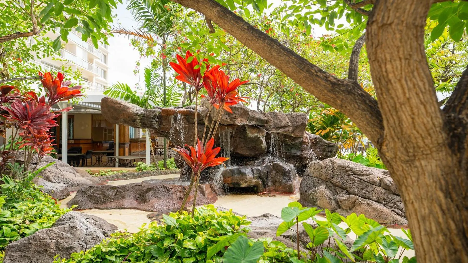 Romanna'S Oahu Getaway With Heated Pool & City Views Honolulu Apartment